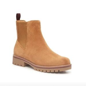 Crown Vintage Tipryn Chelsea Boot with
Box in excellent condition Size 9.5